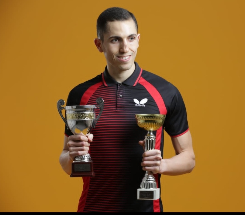 HEUREUX LE TENNIS DE TABLE MAROCAIN.  YASSINE OHID : DU TALENT ET QUEL DÉLICE .