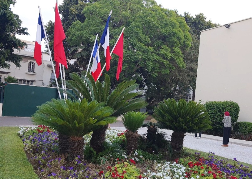 MOMENT DE PARTAGE ENTRE DEUX COMMUNAUTÉS AMIES . ALLO PARIS .ICI C’EST CASABLANCA .