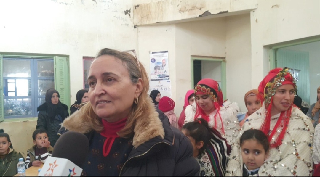 PENSER À RENDRE DES GENS HEUREUX . FÉLICITATIONS SAIDA IBRAHIMI AND CO .